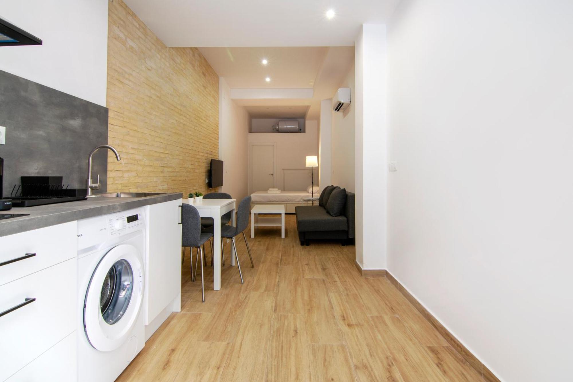 Vlc Host- Fray Pedro Apartment Valencia Exterior photo