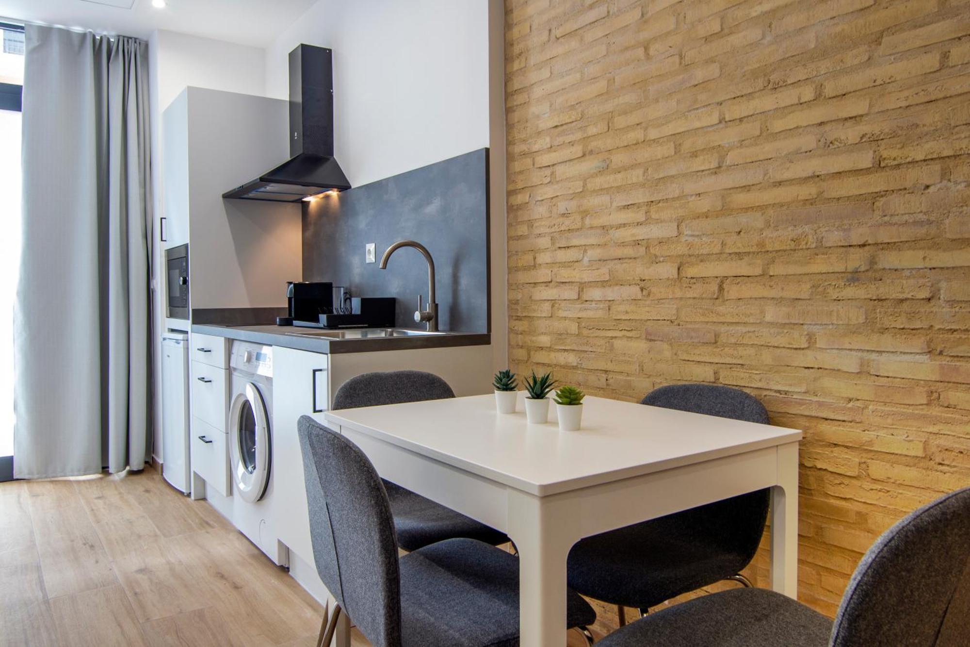 Vlc Host- Fray Pedro Apartment Valencia Exterior photo